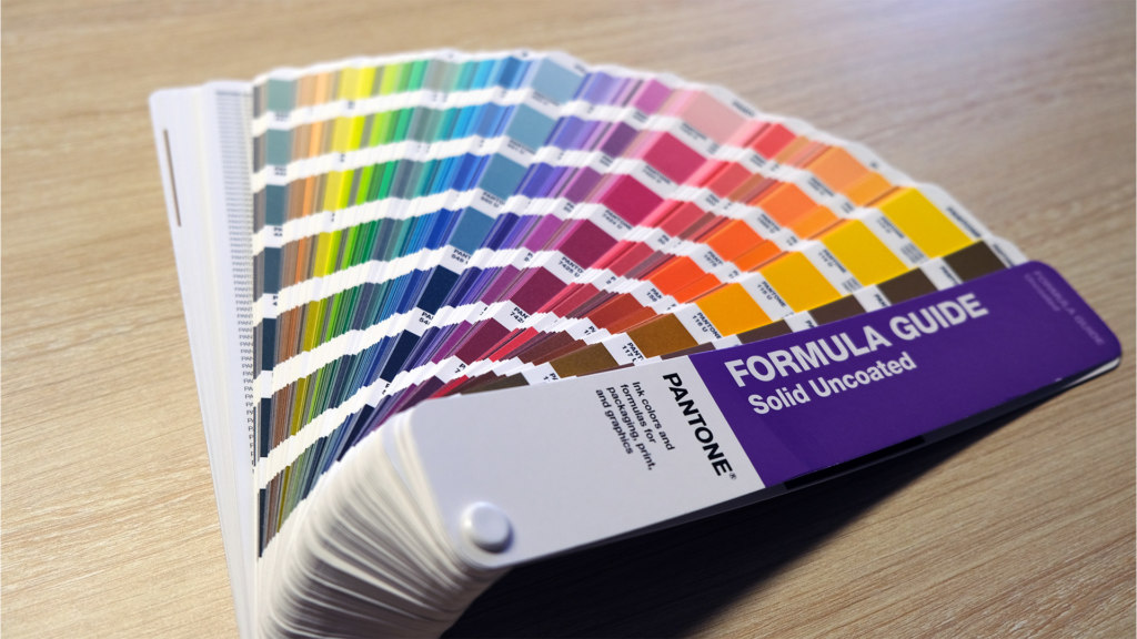 You are currently viewing How to be consistent with your brand colour using the Pantone system?
